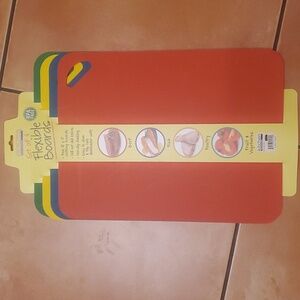 NWT Set of 4 Multicolored Flexible Cutting Boards